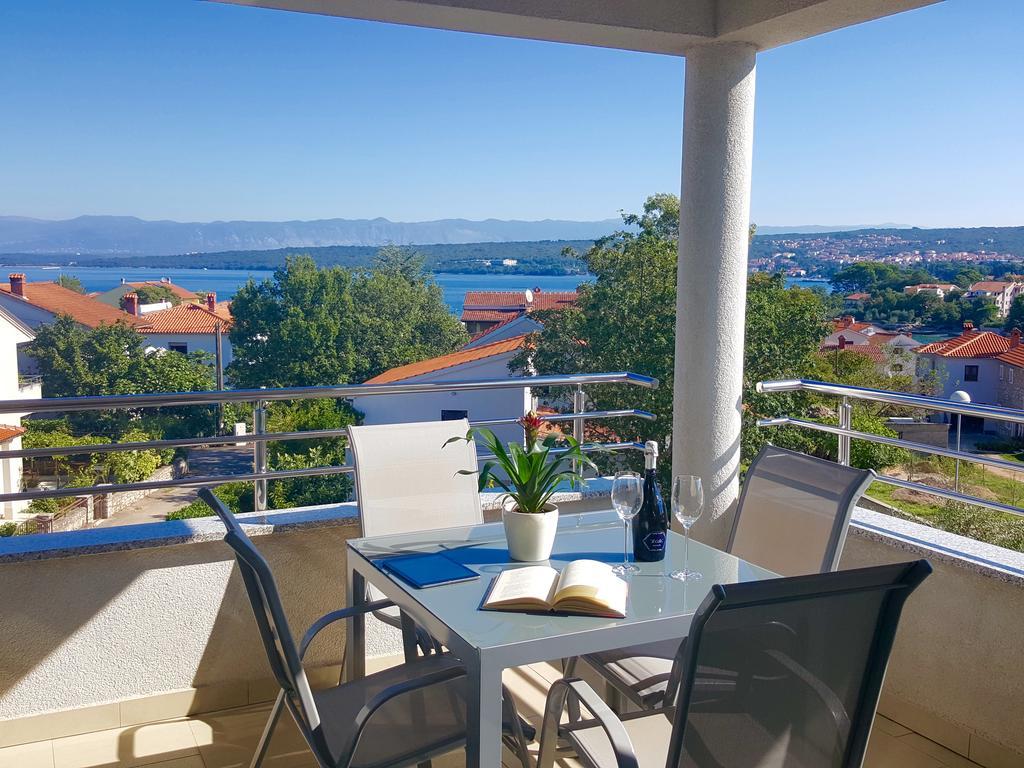 Apartments Kovacic Малинска Екстериор снимка